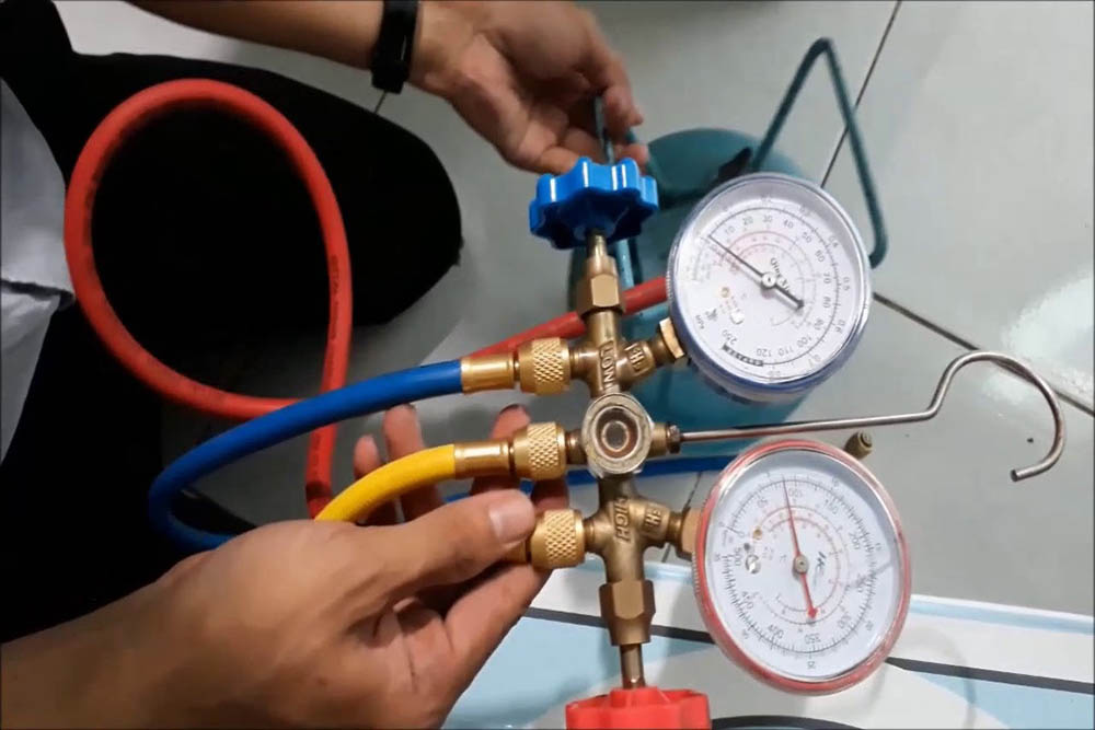 Bơm Gas Máy Lạnh Daikin Bơm Gas Máy Lạnh Daikin