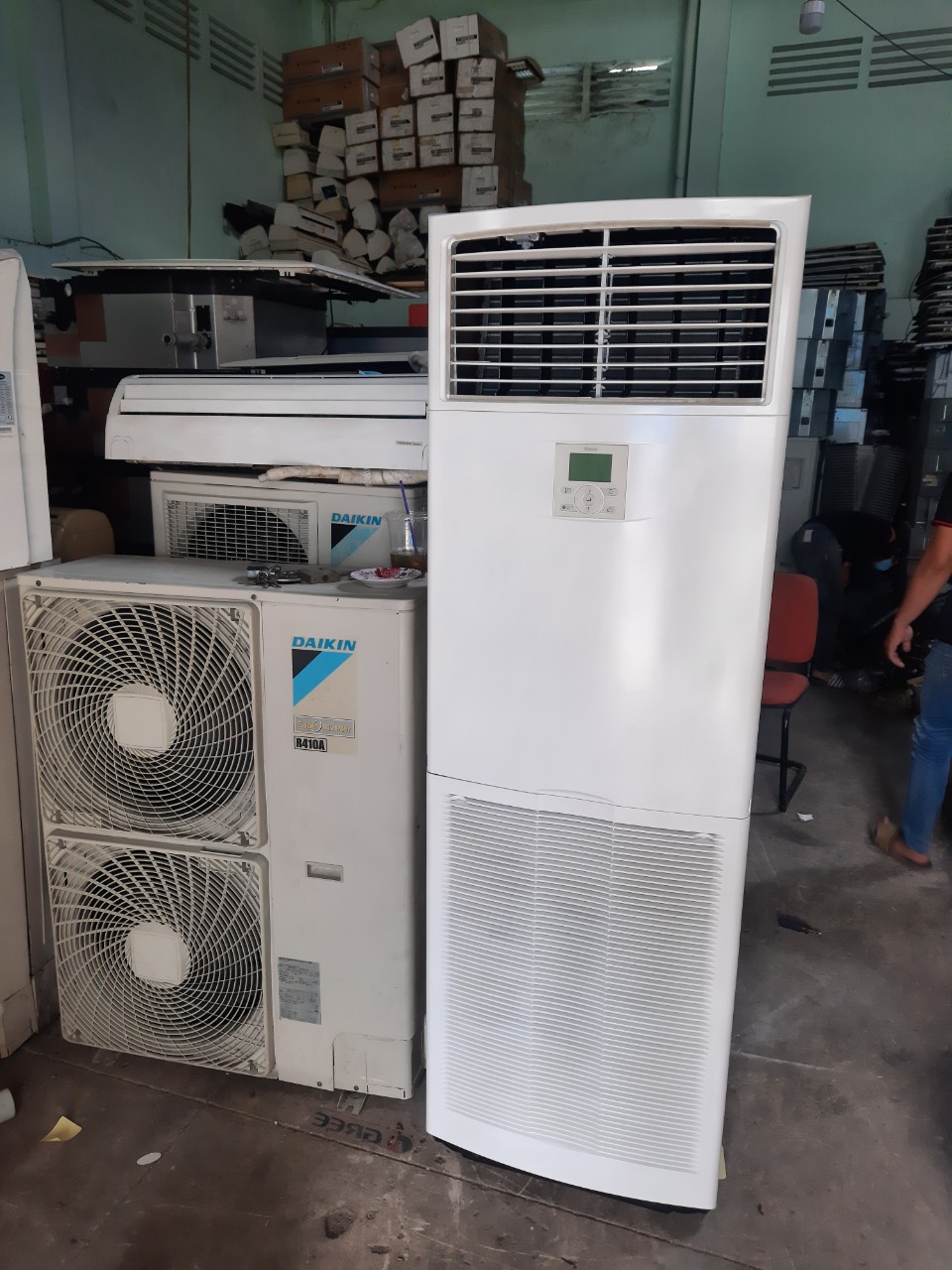Sửa Máy Lạnh Tủ Đứng Dakin