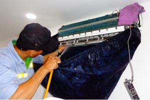 tui ve sinh may lanh daikin 000